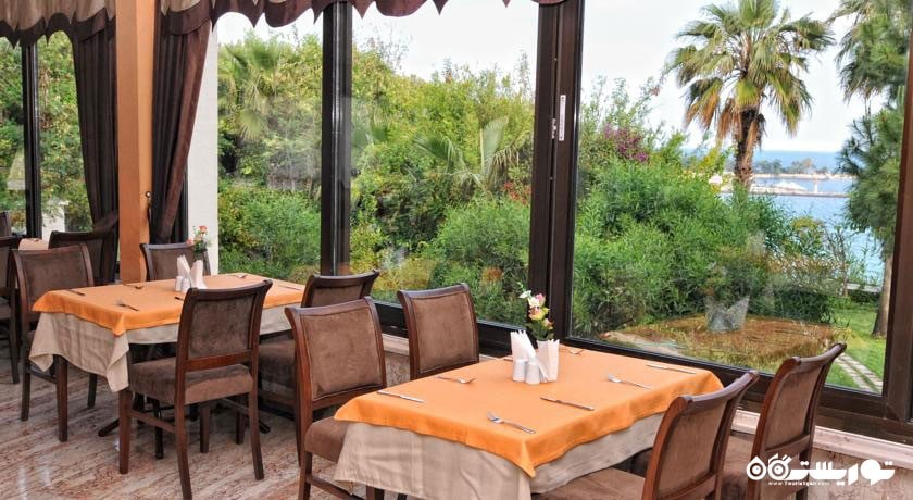 رستوران هتل نظر